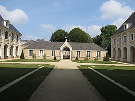 Couvent des Ursulines - Château-Gontier 15.JPG