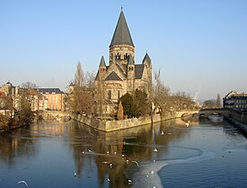 Metz Temple Neuf 100109 06.jpg