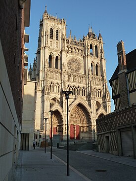 Cathédrale Notre-Dame d'Amiens.jpg